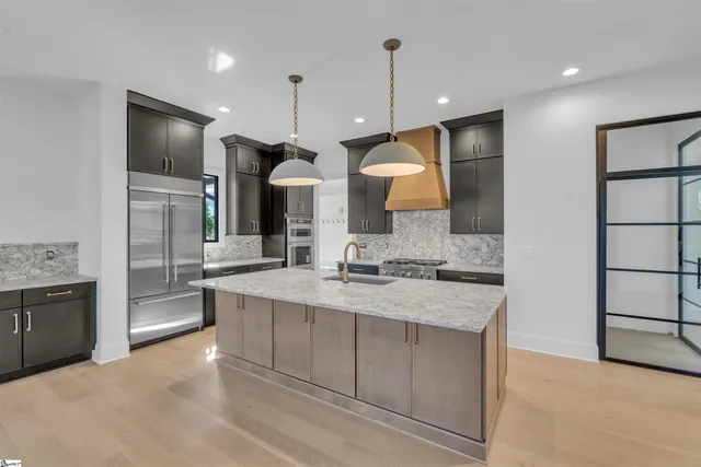 $2,395,000 | 14 Monet Drive, Greenville, SC 29609