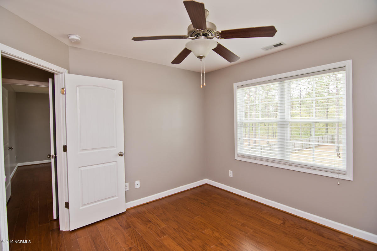 319 Inverness Drive Hubert, NC 28539 - Photo 36 of 48 Office/flex