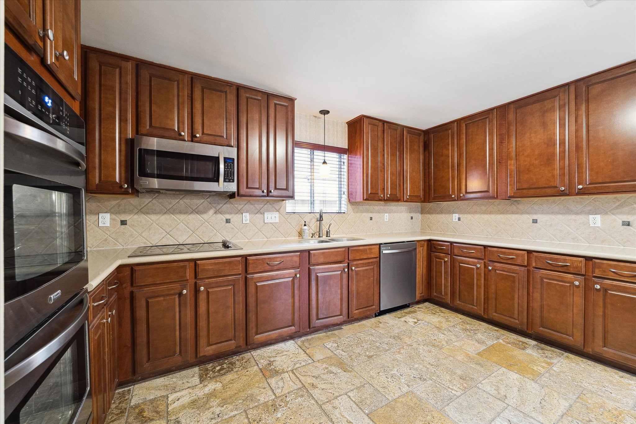 1306 South Kirkwood Road Houston, TX 77077 - Photo 15 of 38