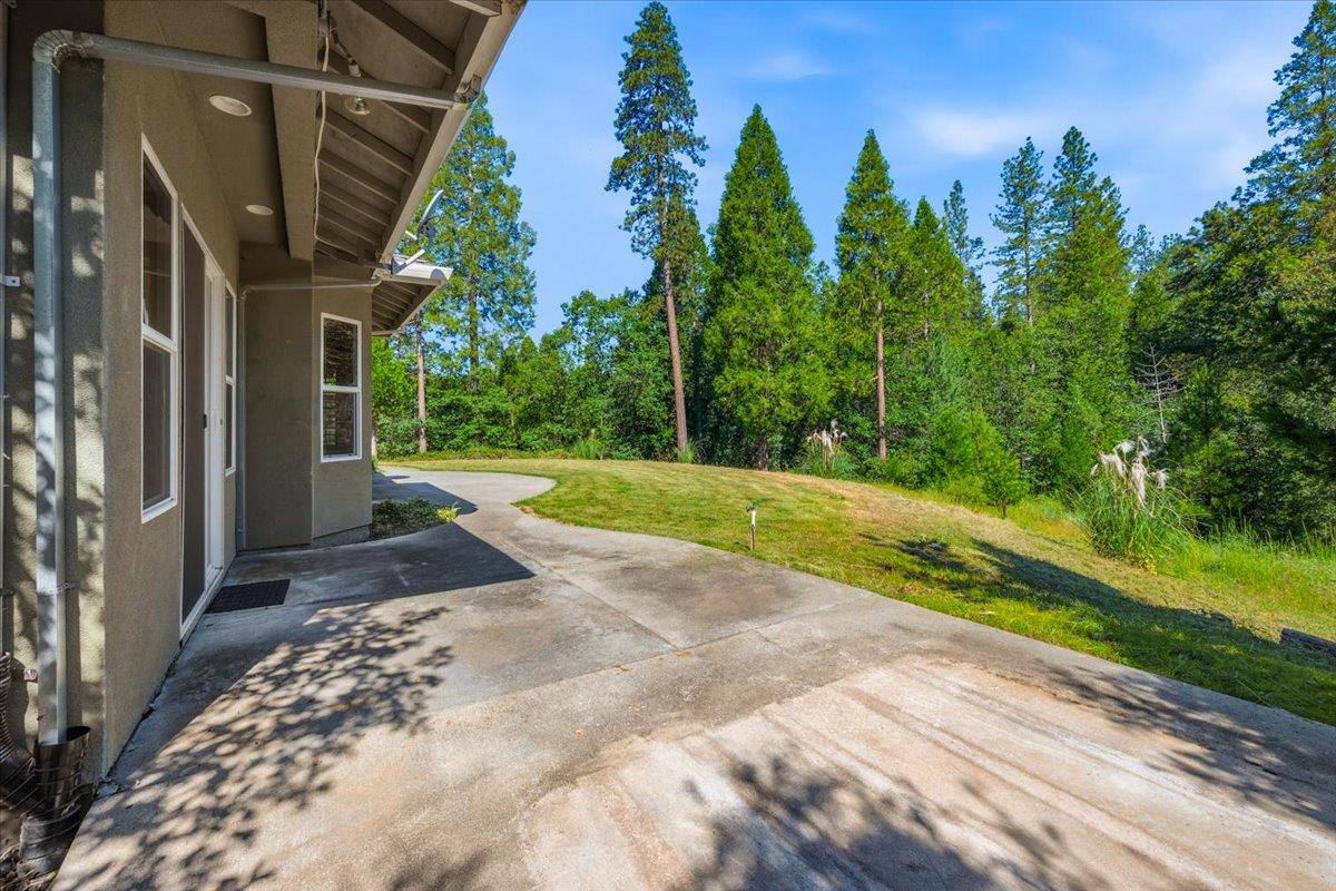 15890 Orchard Springs Road Grass Valley, CA 95945 - Photo 43 of 50