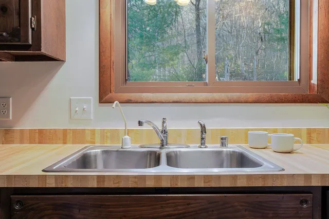 $365,000 | 240 Congers Lane, McGaheysville, VA 22840