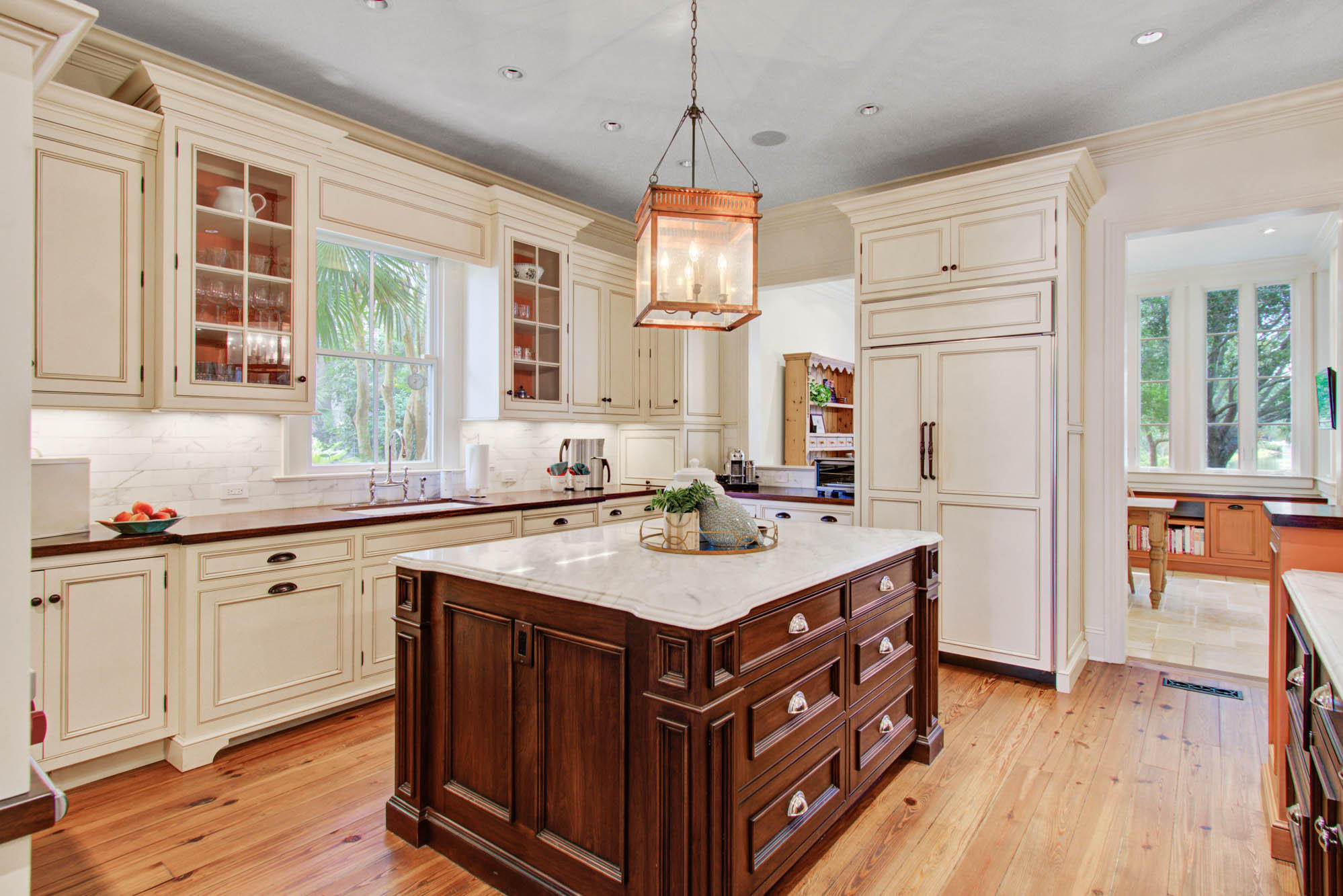 179 East Shipyard Road Mount Pleasant, SC 29464 - Photo 19 of 55 CalSiglerPhotography-179Shipyard (15)