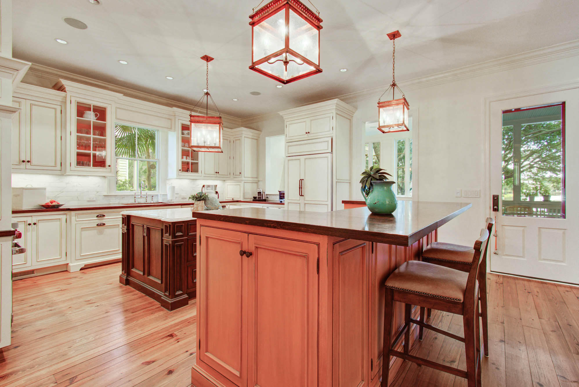 179 East Shipyard Road Mount Pleasant, SC 29464 - Photo 23 of 55 CalSiglerPhotography-179Shipyard (19)