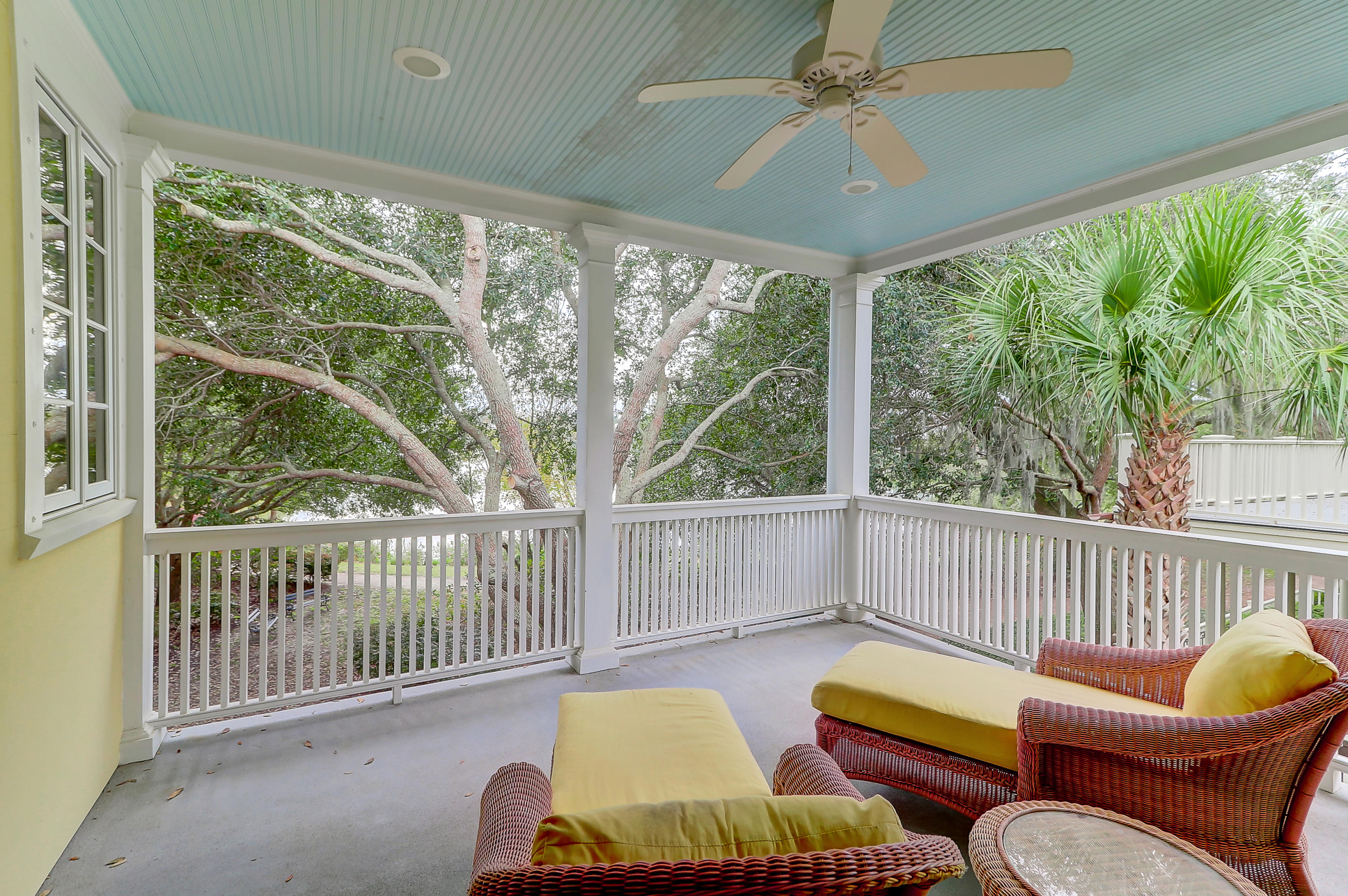 179 East Shipyard Road Mount Pleasant, SC 29464 - Photo 7 of 55 179 East Lake (49)