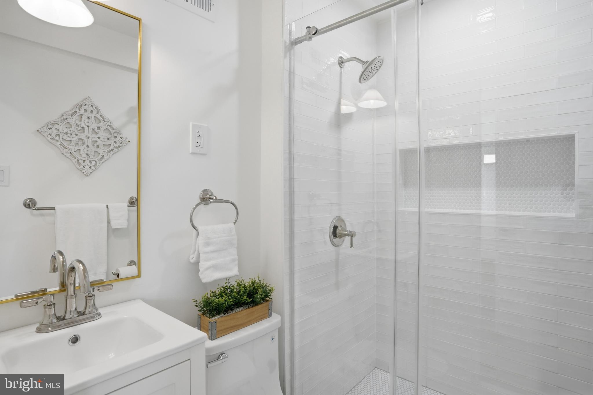 9077 Brook Ford Road Burke, VA 22015 - Photo 35 of 66