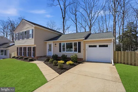 $929,900 | 9077 Brook Ford Road, Burke, VA 22015