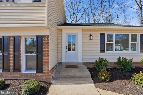 $929,900 | 9077 Brook Ford Road, Burke, VA 22015