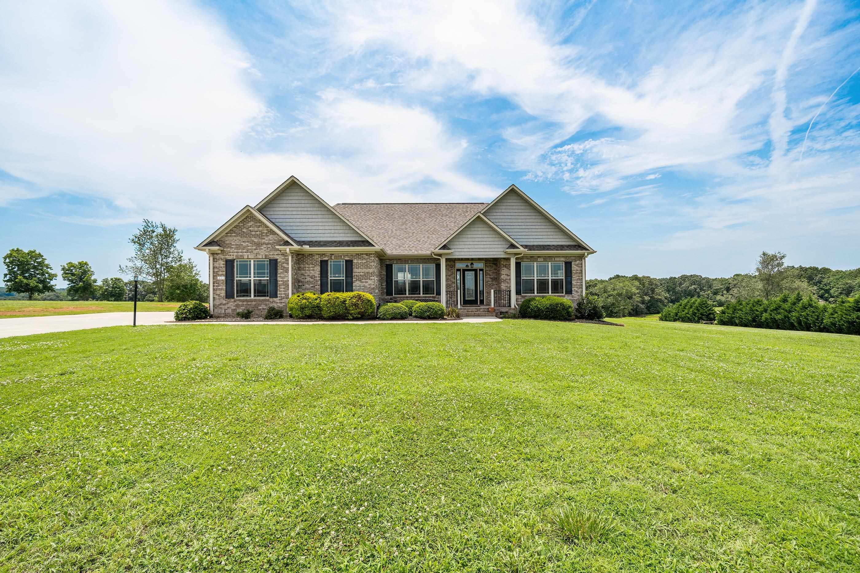 221 Robbs School Road Gaffney, SC 29341 - Photo 27 of 36 Gallery Image 27