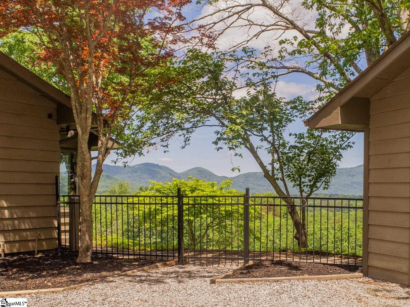 322 Hearthstone Ridge Road Landrum, SC 29356 - Photo 5 of 36 Gallery Image 5