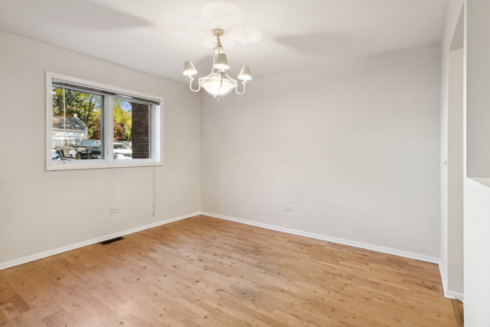 435 Ridge Road, Unit 103 Wilmette, IL 60091 - Photo 8 of 16 Gallery Image 8