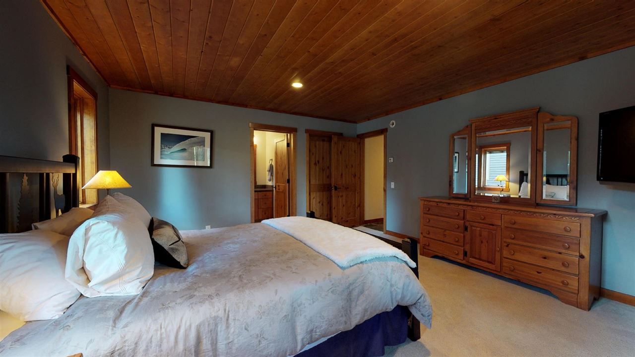 258 Ridge Way, Unit 15 Mammoth Lakes, CA 93546 - Photo 14 of 29 Gallery Image 14