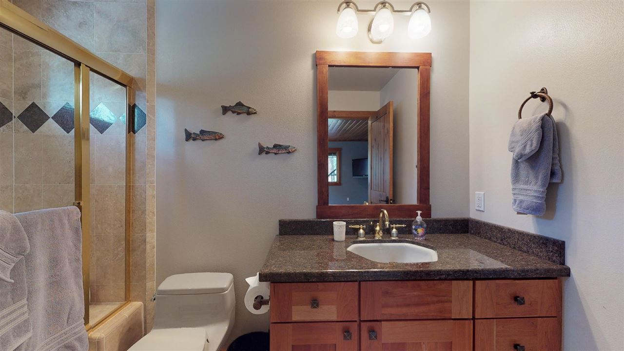 258 Ridge Way, Unit 15 Mammoth Lakes, CA 93546 - Photo 15 of 29 Gallery Image 15