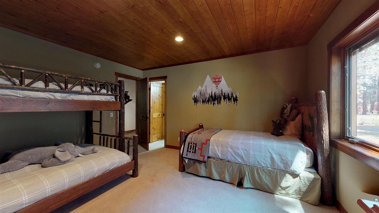 258 Ridge Way, Unit 15 Mammoth Lakes, CA 93546 - Photo 20 of 29 Gallery Image 20