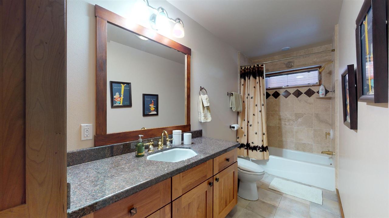 258 Ridge Way, Unit 15 Mammoth Lakes, CA 93546 - Photo 22 of 29 Gallery Image 22
