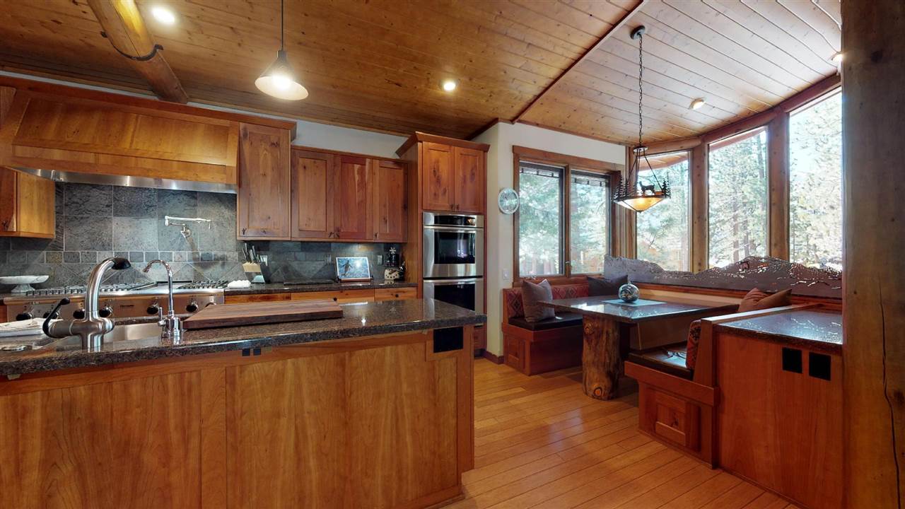 258 Ridge Way, Unit 15 Mammoth Lakes, CA 93546 - Photo 9 of 29 Gallery Image 9