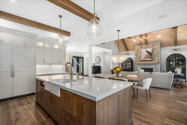 $1,985,000 | 63 Commander's Helm, Laconia, NH 03246