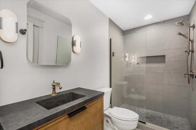 $1,985,000 | 63 Commander's Helm, Laconia, NH 03246