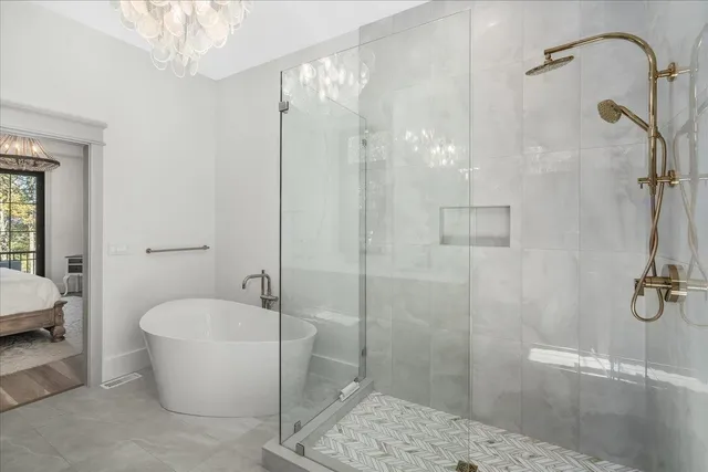 $1,985,000 | 63 Commander's Helm, Laconia, NH 03246