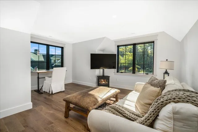 $1,985,000 | 63 Commander's Helm, Laconia, NH 03246