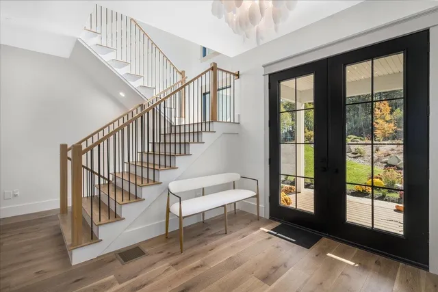 $1,985,000 | 63 Commander's Helm, Laconia, NH 03246