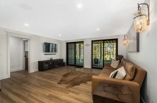 $1,985,000 | 63 Commander's Helm, Laconia, NH 03246