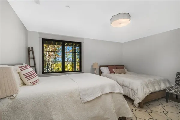 $1,985,000 | 63 Commander's Helm, Laconia, NH 03246