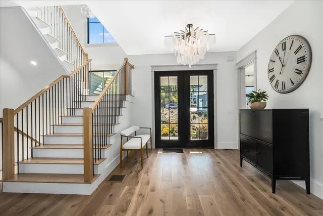 $1,985,000 | 63 Commander's Helm, Laconia, NH 03246