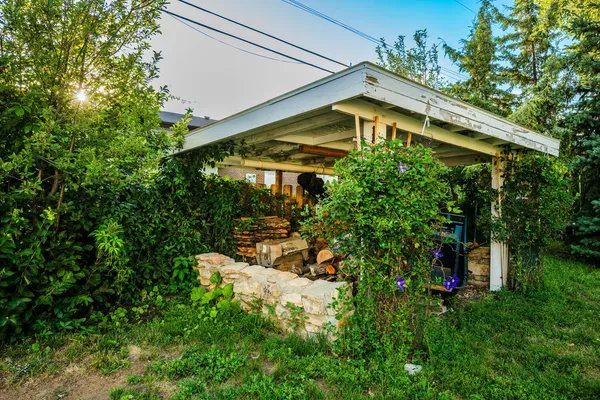 $323,487 | 936 North Carrington Avenue, Buffalo, WY 82834