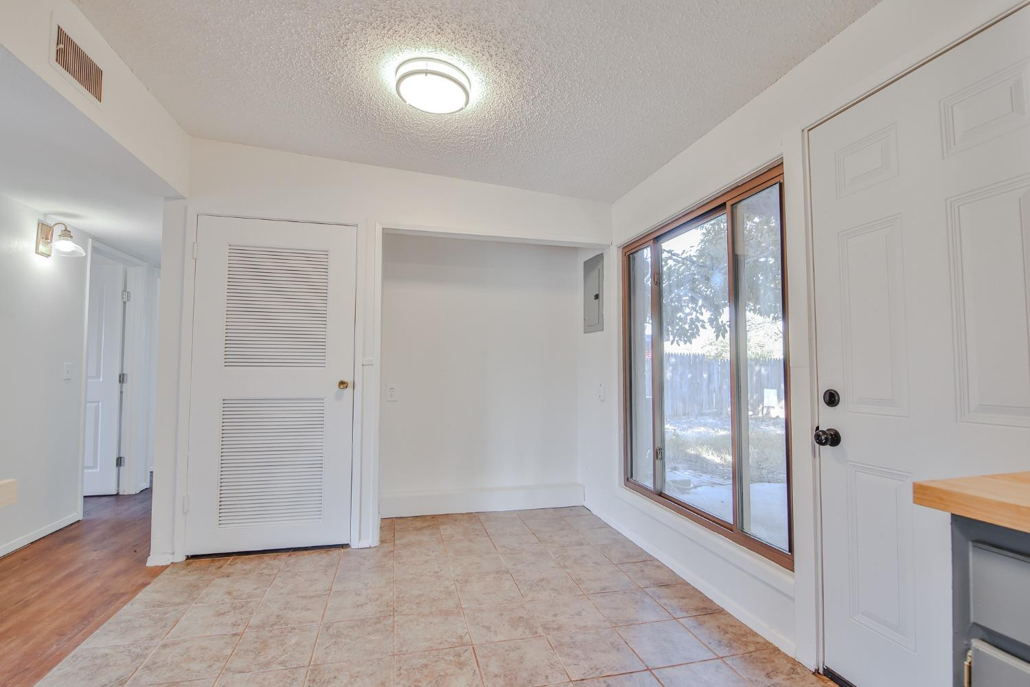 2727 66th Street Lubbock, TX 79413 - Photo 6 of 20 Photo 6