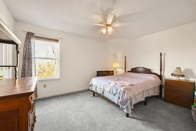 $299,900 | 16242 Highway 148, Aurora, IN 47001