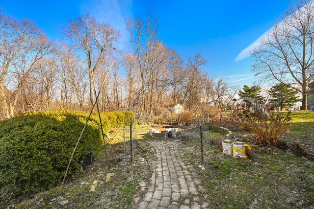 $299,900 | 16242 Highway 148, Aurora, IN 47001