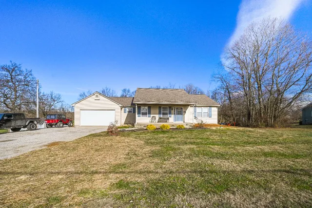 $299,900 | 16242 Highway 148, Aurora, IN 47001