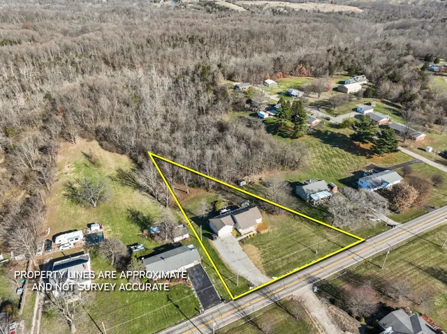 $299,900 | 16242 Highway 148, Aurora, IN 47001