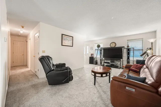 $299,900 | 16242 Highway 148, Aurora, IN 47001