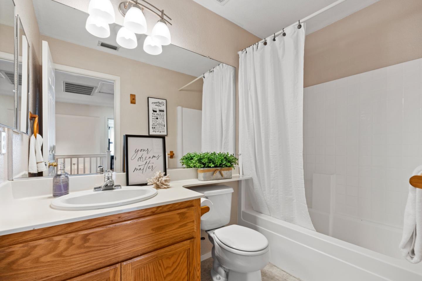 2943 Rugby Court Tracy, CA 95377 - Photo 23 of 38 Gallery Image 23