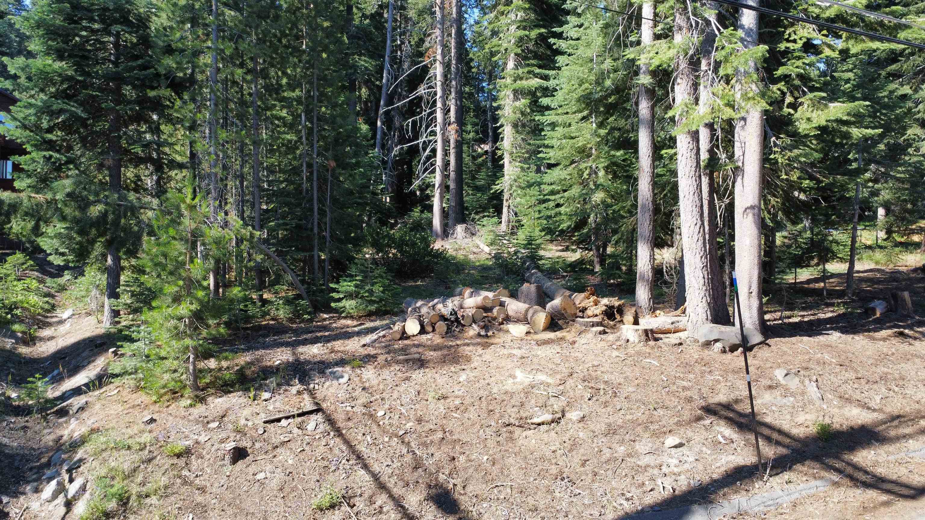 10765 Heather Road Truckee, CA 96161 - Photo 11 of 21 Gallery Image 11