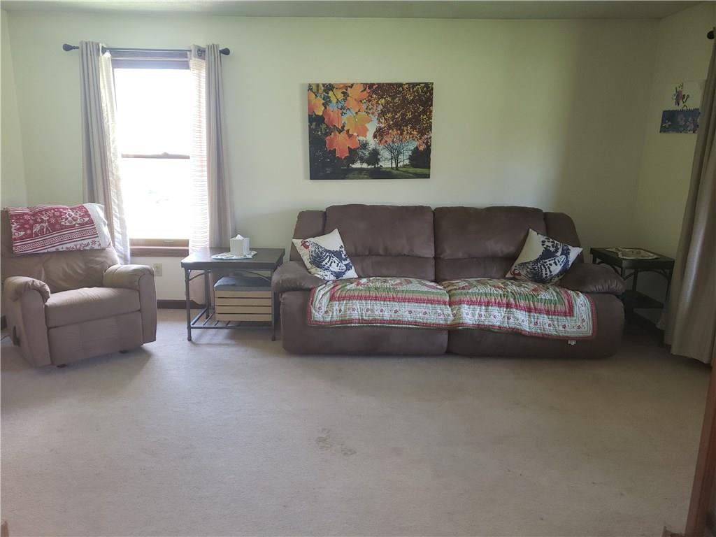1894 Moravia Road Enon Valley, PA 16120 - Photo 8 of 25
