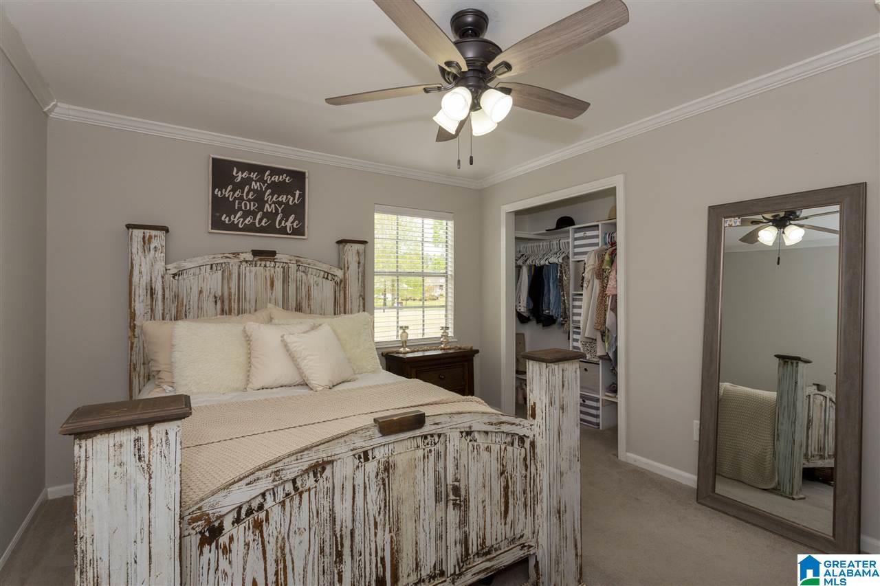 212 West Shugart Ridge Road Gardendale, AL 35071 - Photo 13 of 34