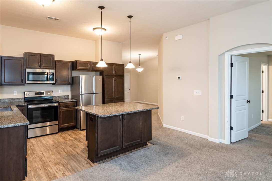 76 Old Pond Road Springboro, OH 45066 - Photo 8 of 42
