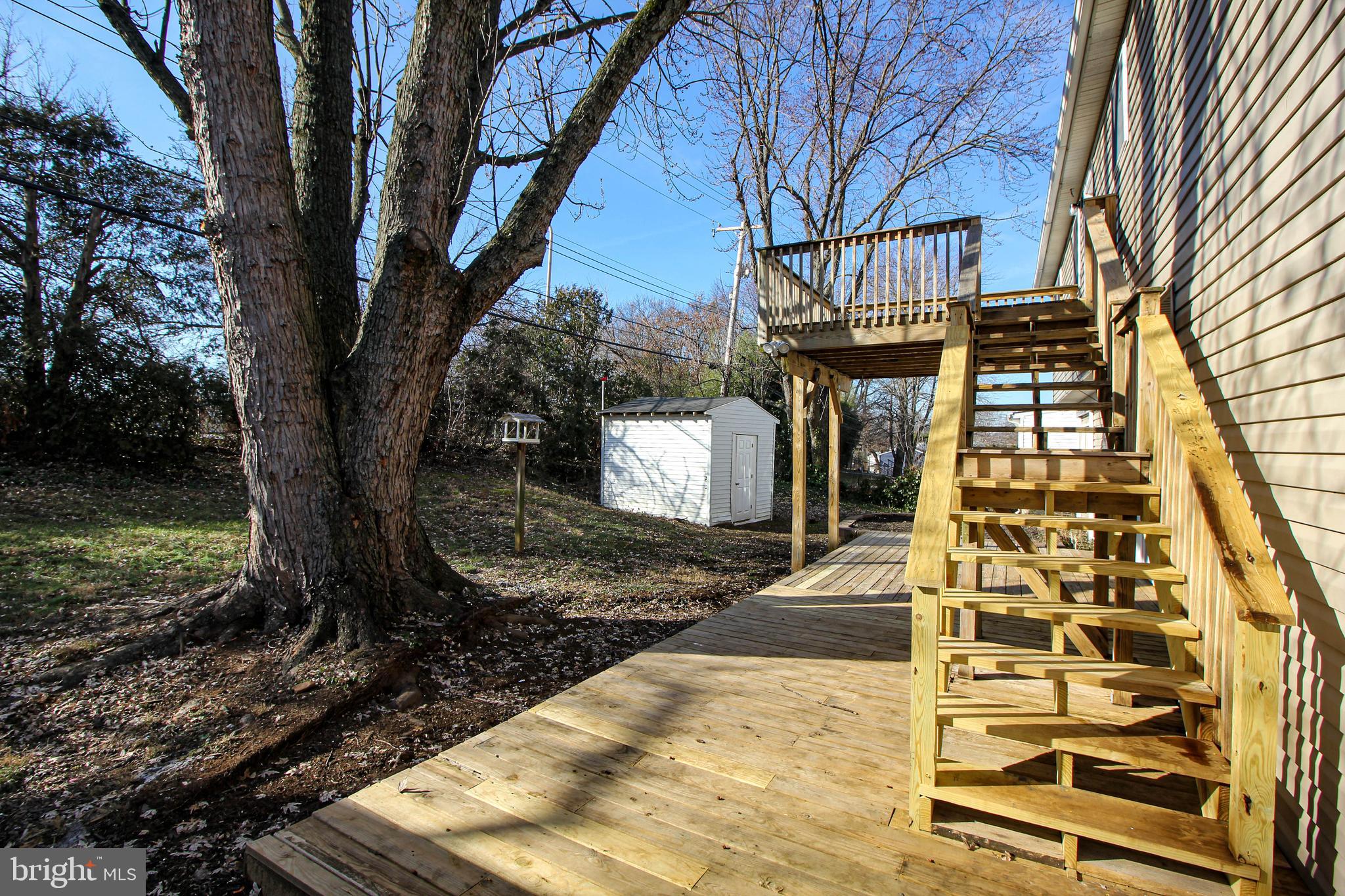 810 Hanford Road Fairless Hills, PA 19030 - Photo 6 of 40 Back yard