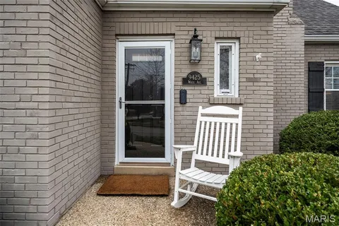 $549,900 | 9425 White Avenue, Brentwood, MO 63144