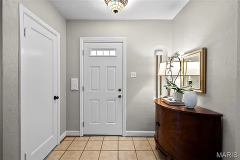 $549,900 | 9425 White Avenue, Brentwood, MO 63144