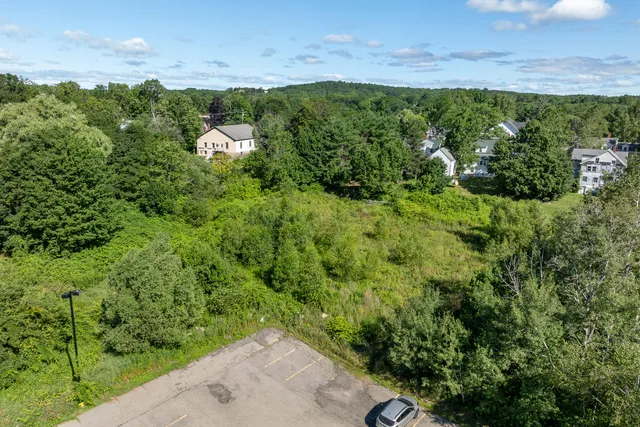 $325,000 | Undisclosed Address, Damariscotta, ME 04543