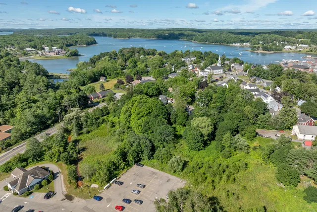 $325,000 | Undisclosed Address, Damariscotta, ME 04543