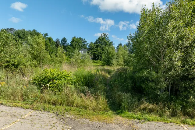 $325,000 | Undisclosed Address, Damariscotta, ME 04543