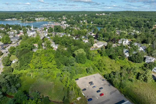 $325,000 | Undisclosed Address, Damariscotta, ME 04543