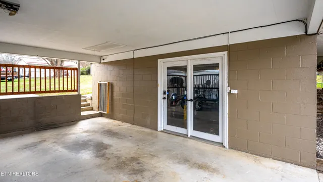 $260,000 | 115 West Oak Lane, Caryville, TN 37714