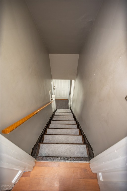 78 Farrell Street Pawtucket, RI 02861 - Photo 11 of 35 Gallery Image 11