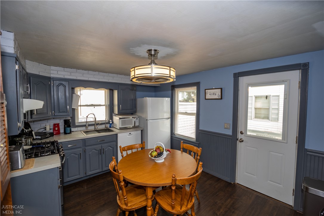 78 Farrell Street Pawtucket, RI 02861 - Photo 32 of 35 Gallery Image 32