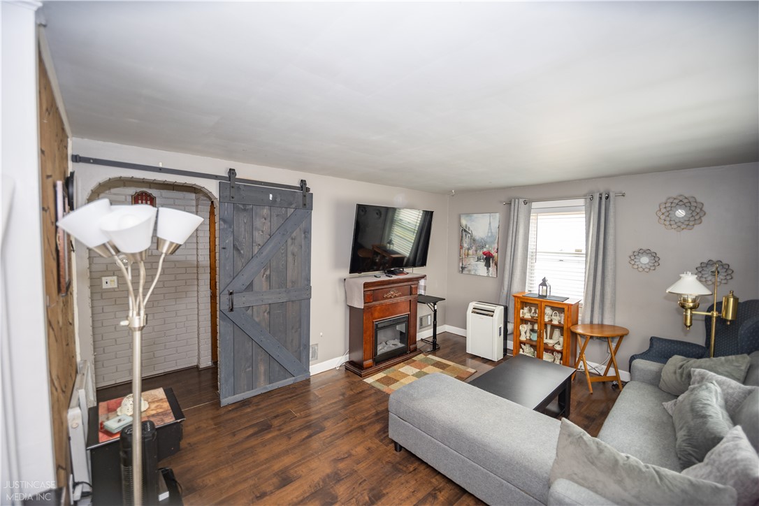 78 Farrell Street Pawtucket, RI 02861 - Photo 6 of 35 Gallery Image 6